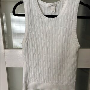 Harolds Classic Vintage White Cable Knit Sleeveless Top